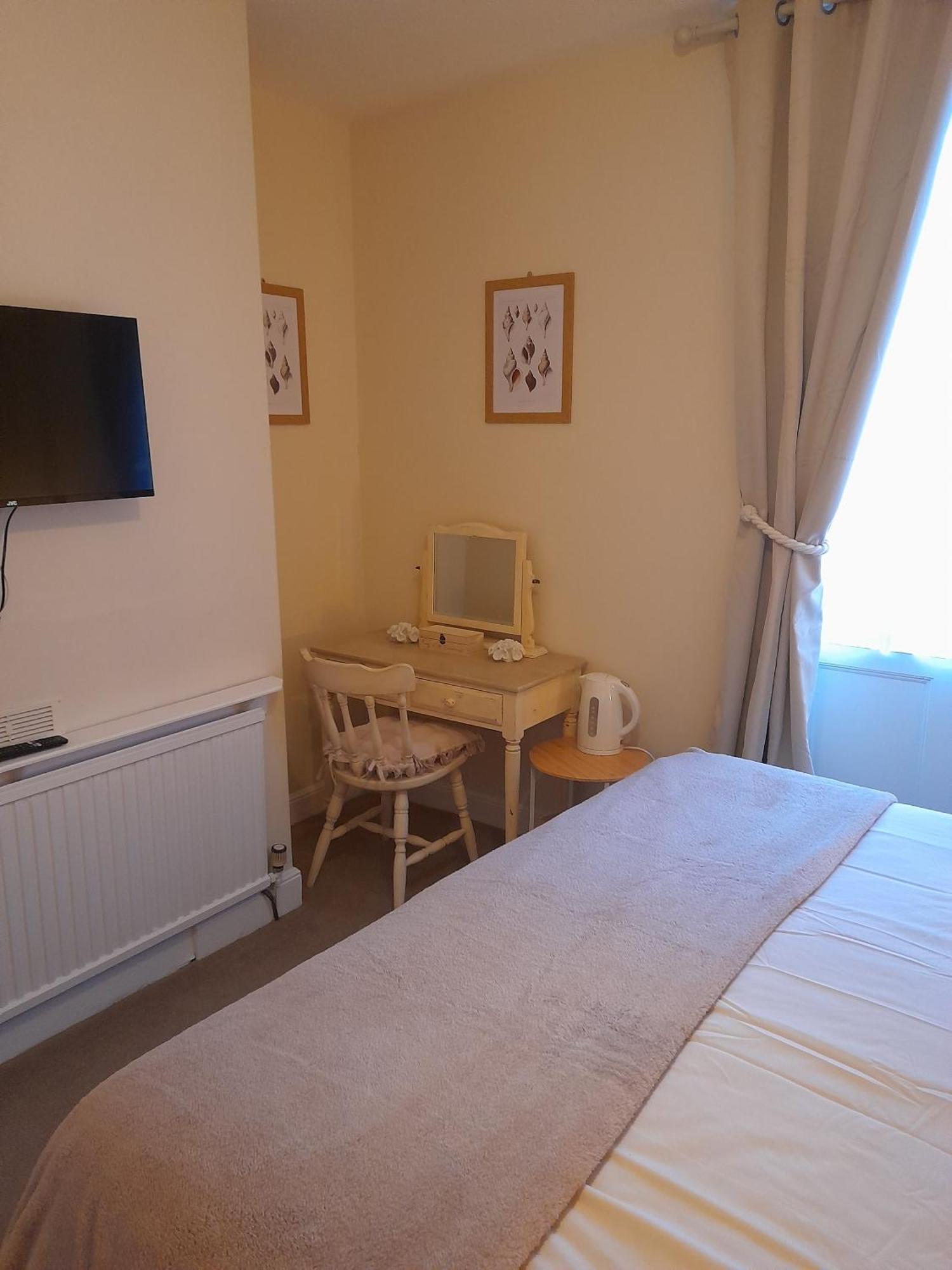 Greenlands Guest House 韦茅斯 客房 照片
