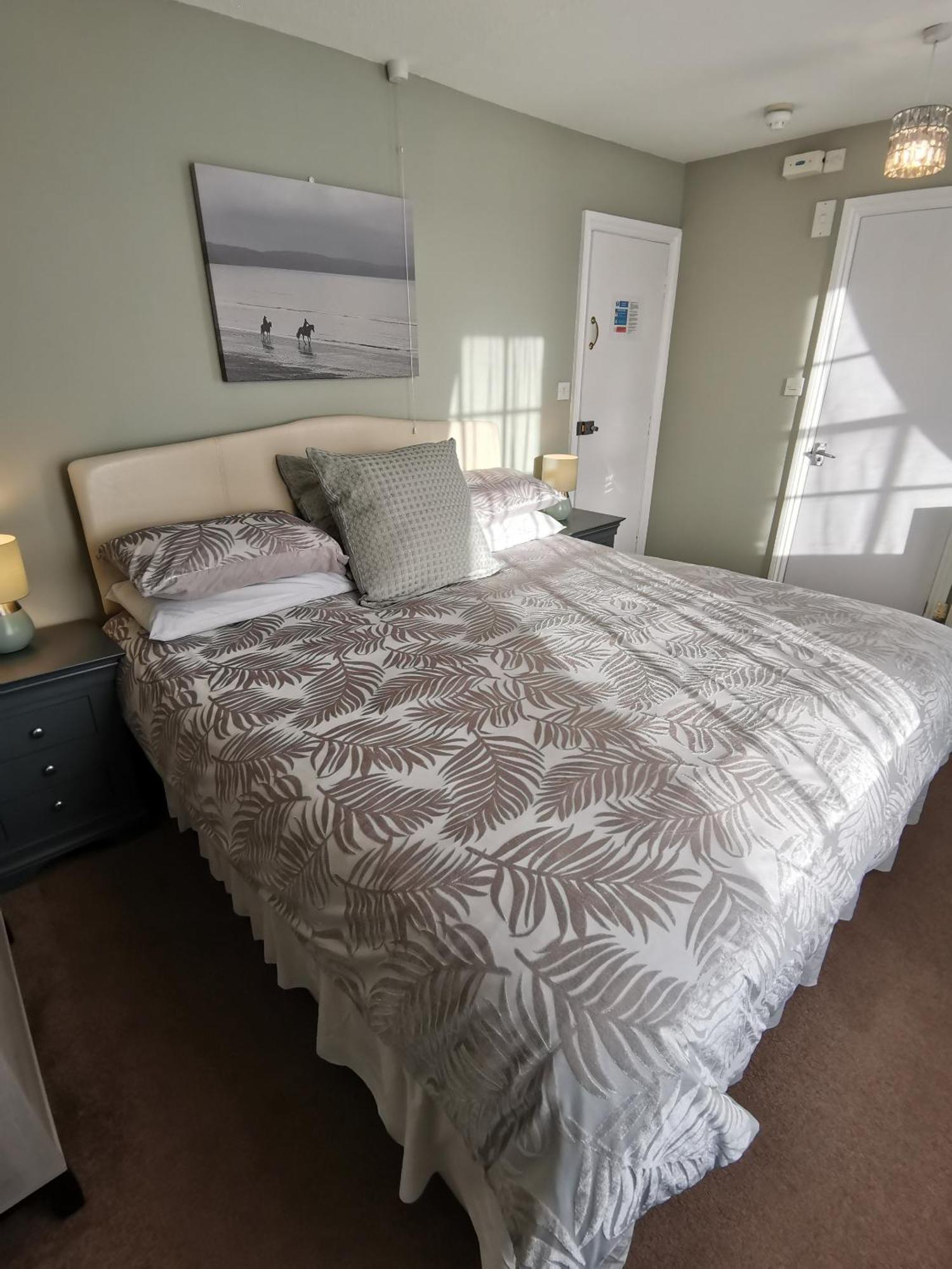Greenlands Guest House 韦茅斯 客房 照片